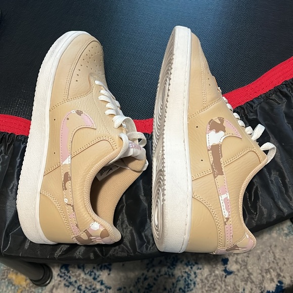 Nike Wmns Court Vision Low 'Sesame Camo' - Picture 6 of 7